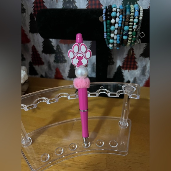 ✨New✨ Hand Beaded Dog Paw Pen 🐾 - Picture 5 of 8